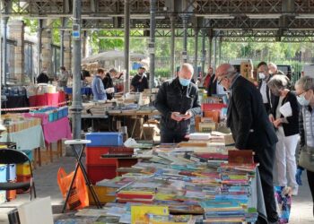marche du livre ancien - parc georges brassens paris